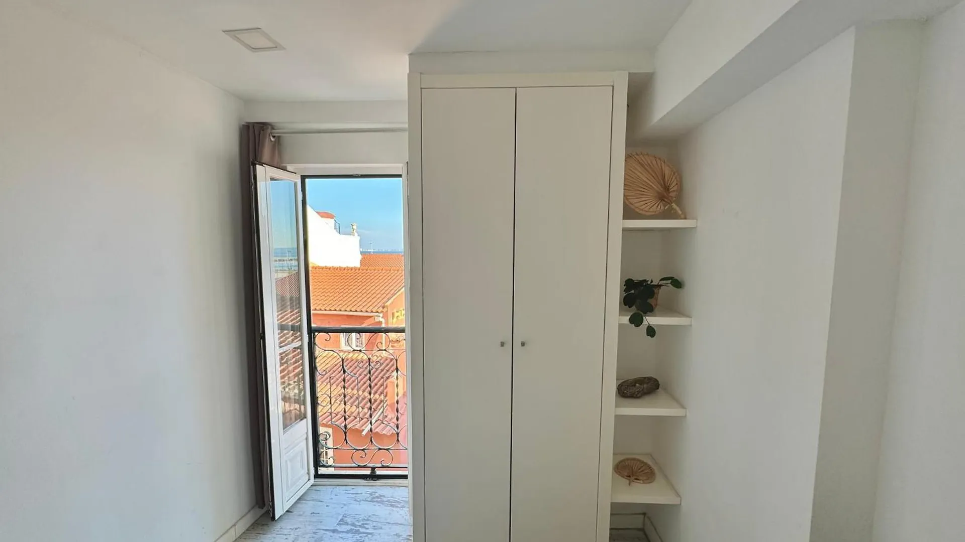 Charm Lisboeta Apartment Lisbon 0*,